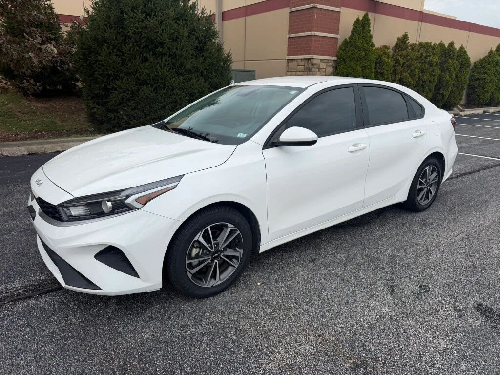 2023 Kia Forte LX