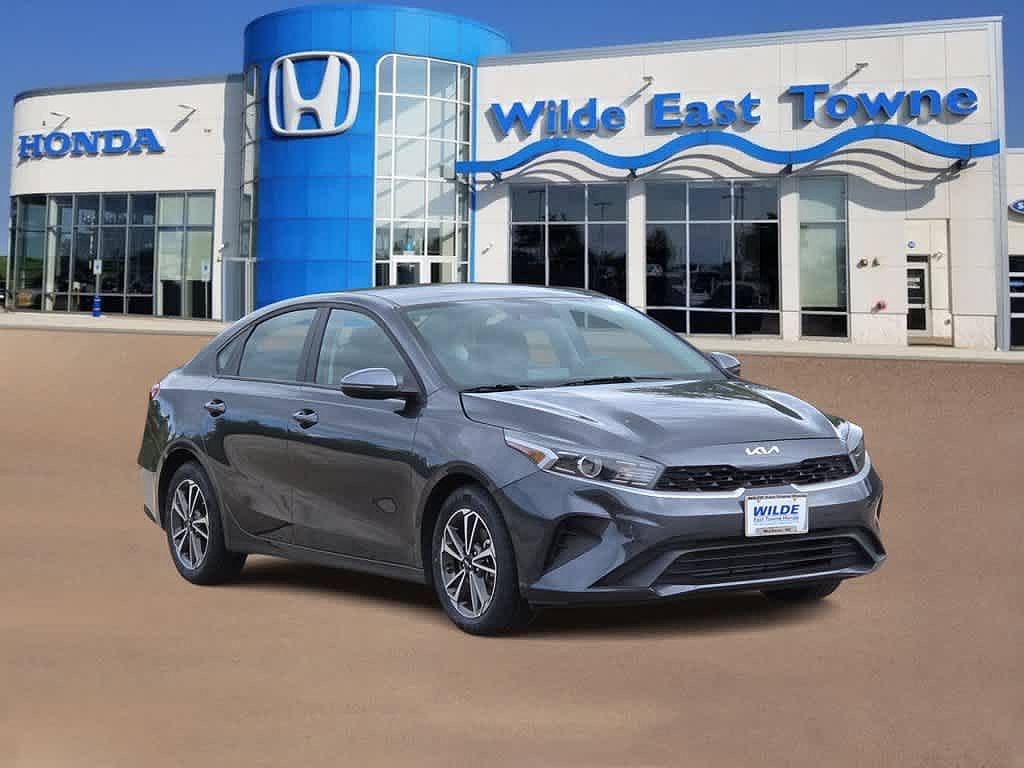 2023 Kia Forte LX
