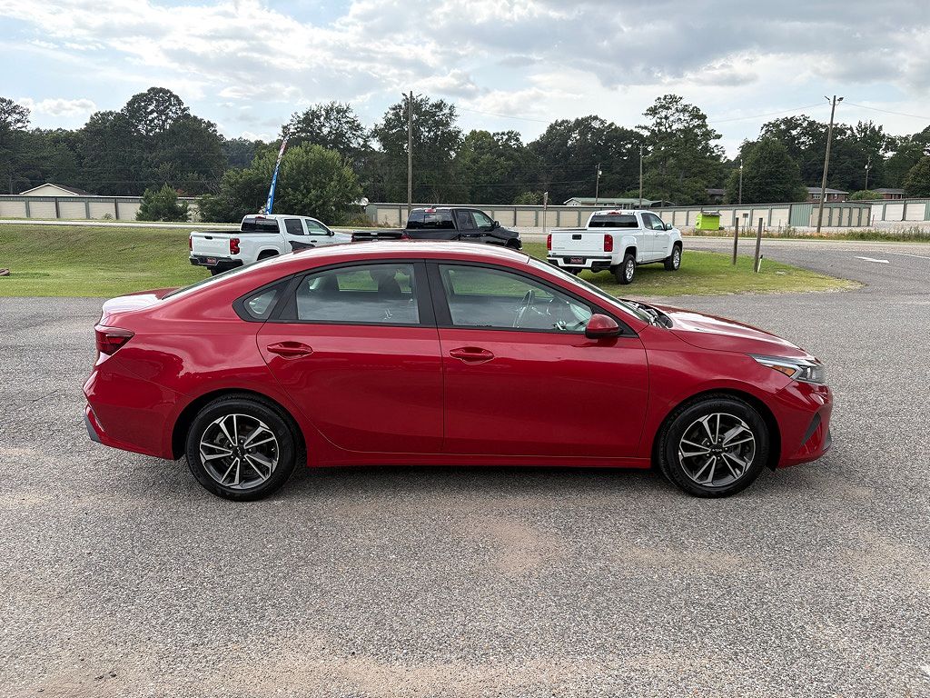 2024 Kia Forte LX