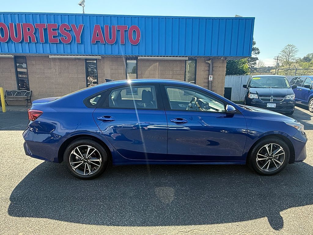 2024 Kia Forte LX