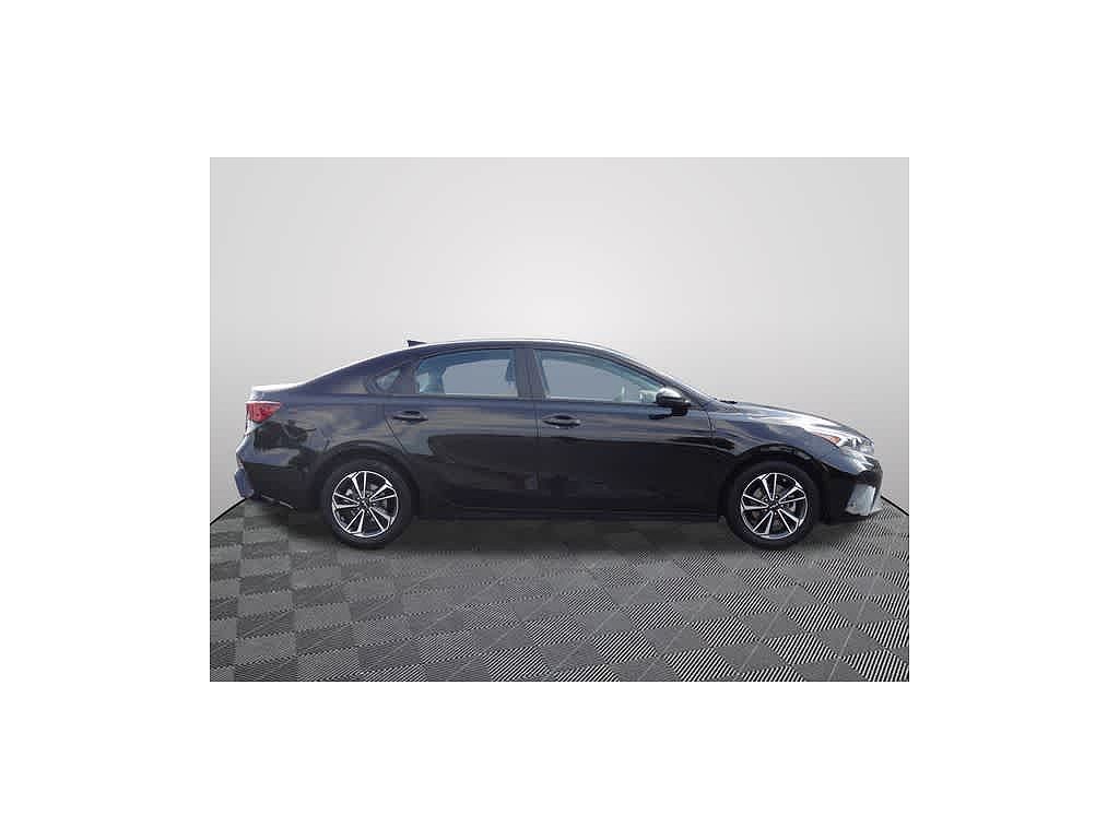 2023 Kia Forte LX