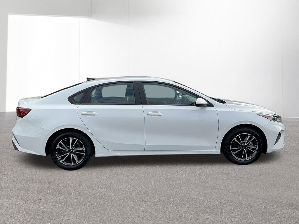 2024 Kia Forte LX