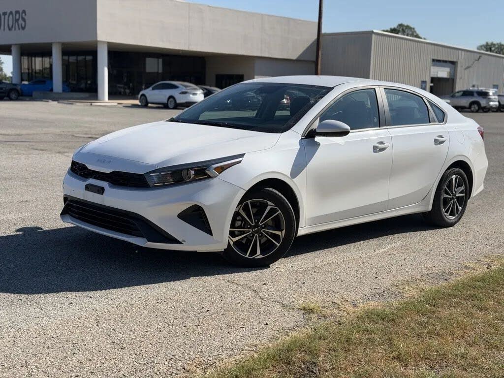 2024 Kia Forte LX