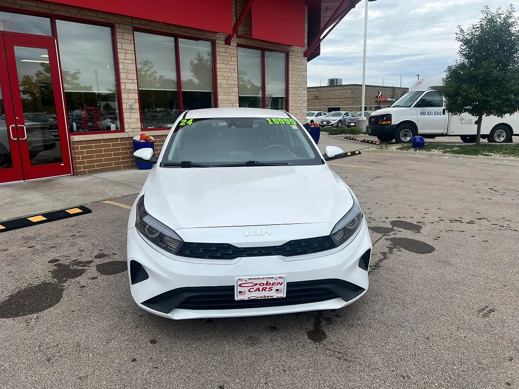 2024 Kia Forte LX