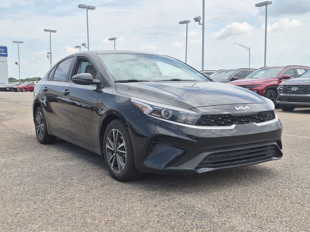 2023 Kia Forte LX