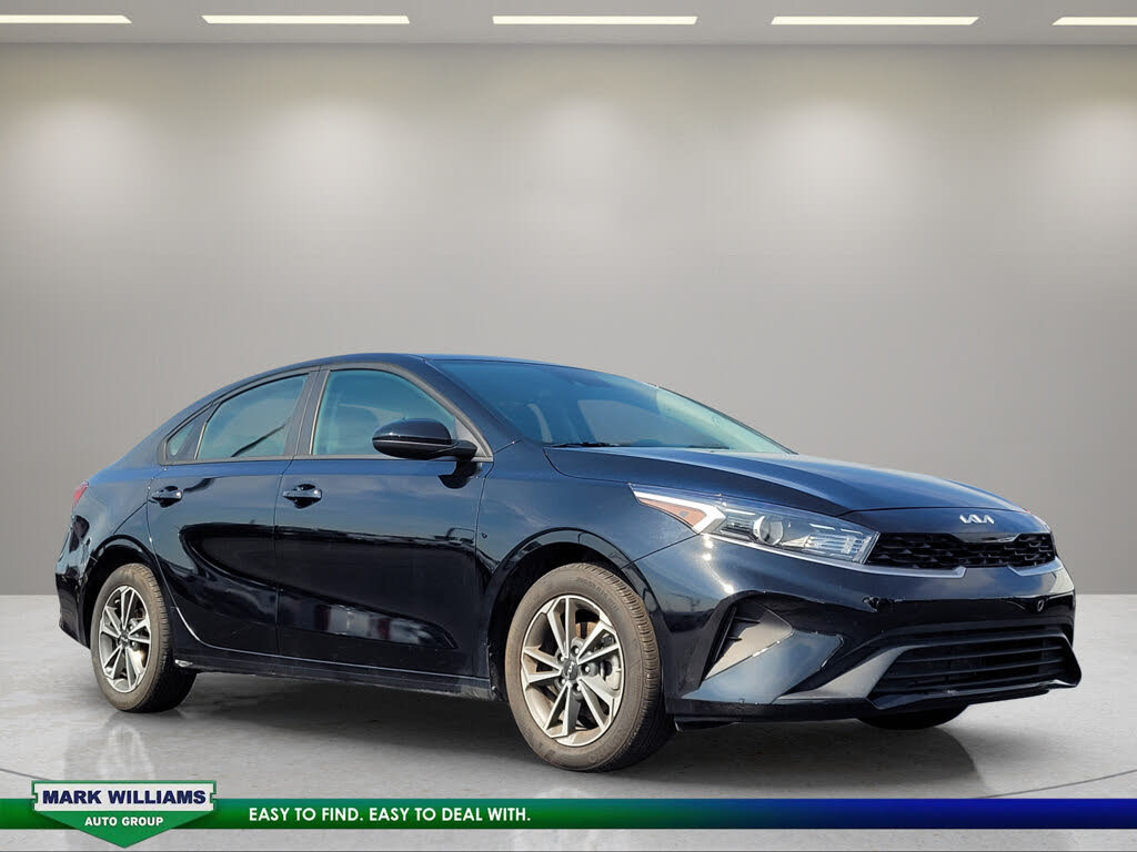 2023 Kia Forte LX