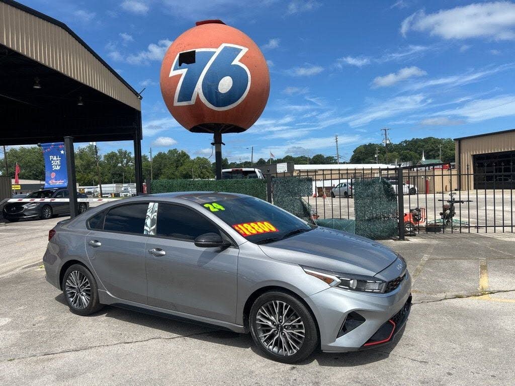 2024 Kia Forte GT-Line