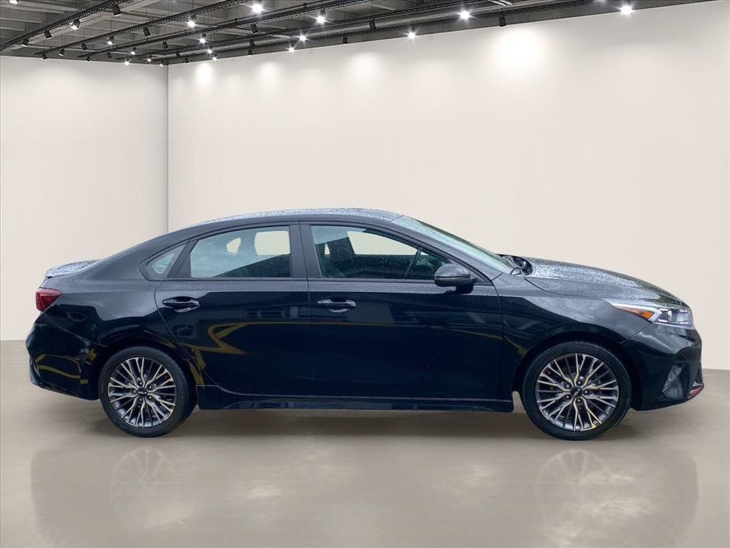 2022 Kia Forte GT-Line
