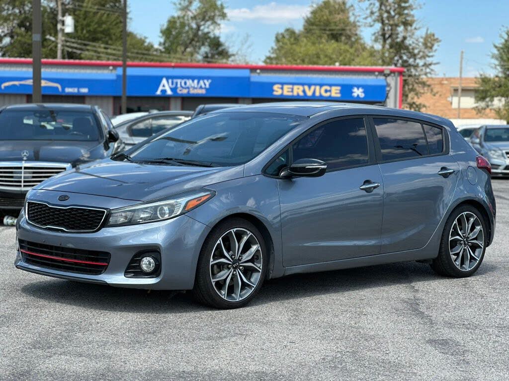2017 Kia Forte5 SX