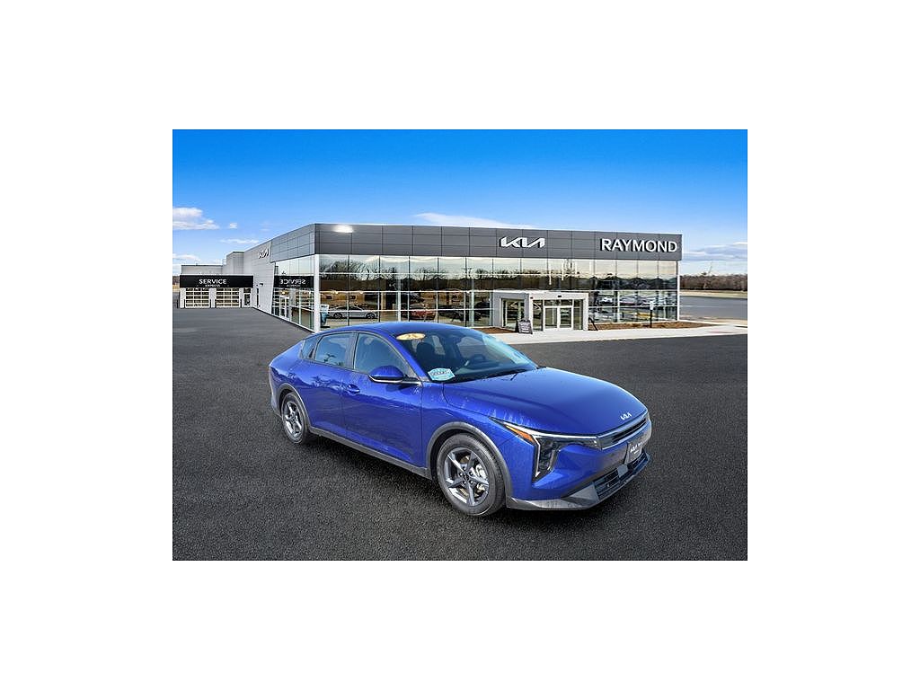 2025 Kia K4 LXS