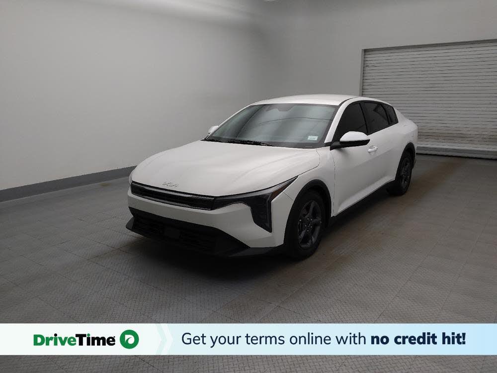 2025 Kia K4 LX