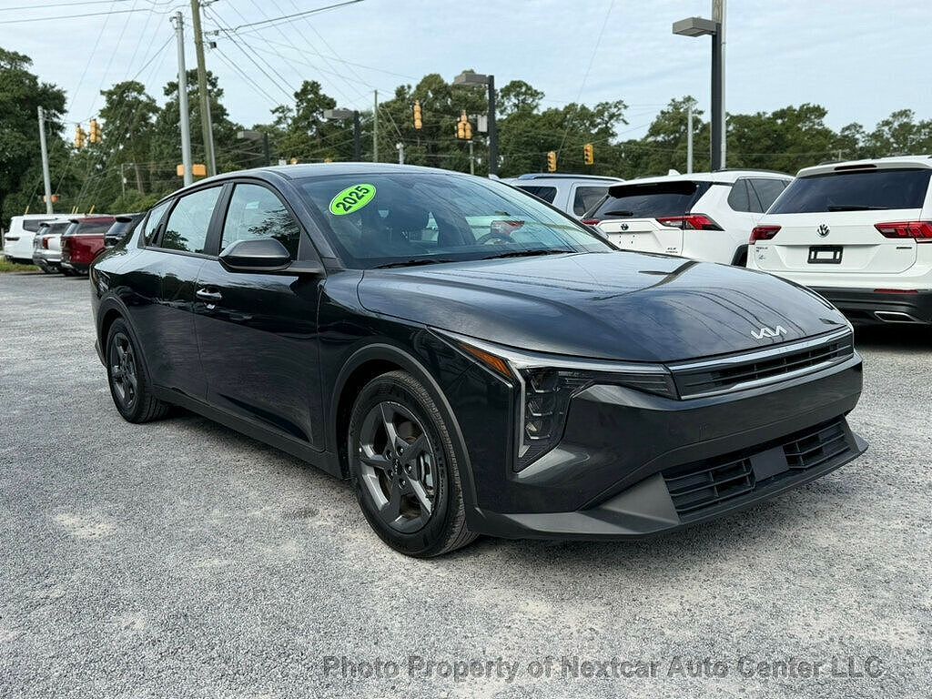 2025 Kia K4 LX