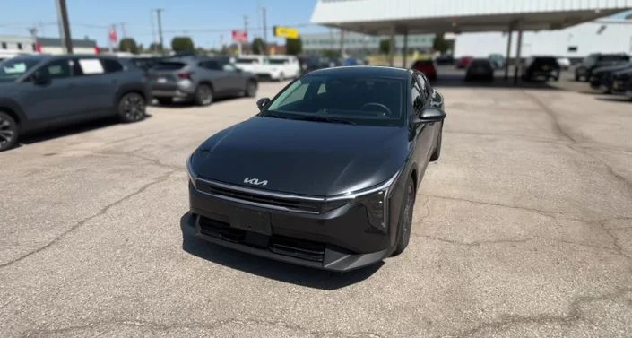 2026 Kia K4 LX