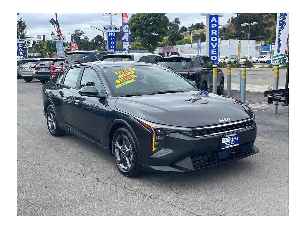 2026 Kia K4 LX