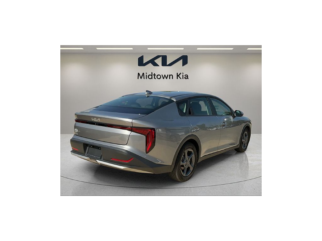 2025 Kia K4 LX