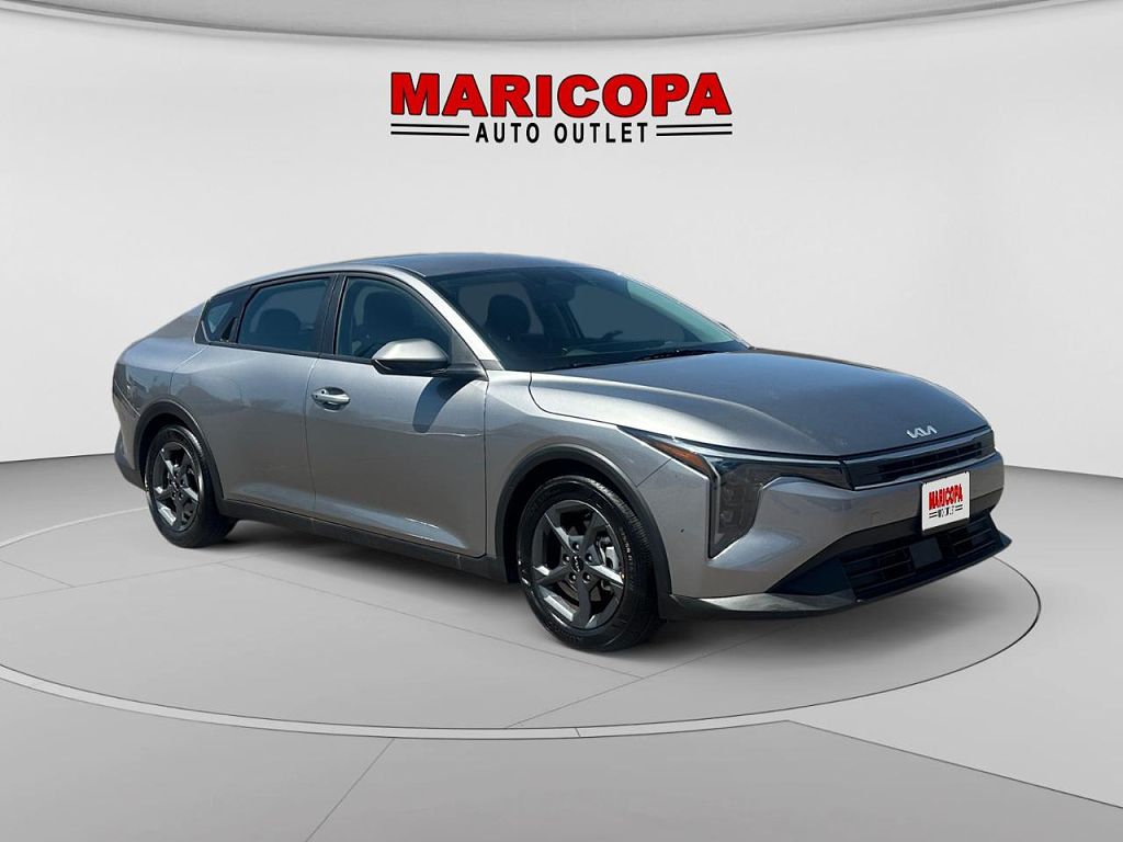 2026 Kia K4 LX