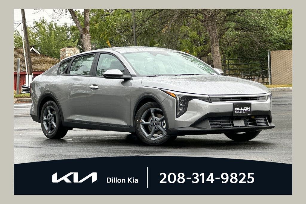 2026 Kia K4 LXS