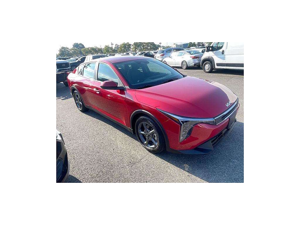 2025 Kia K4 LXS
