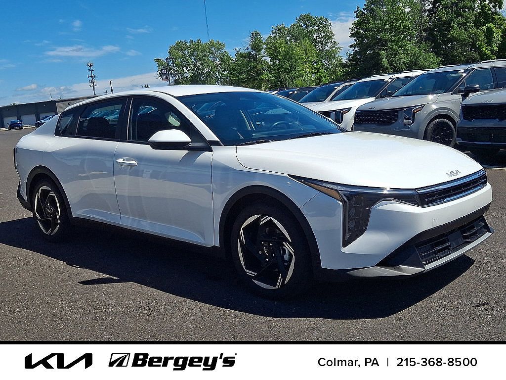 2025 Kia K4 EX