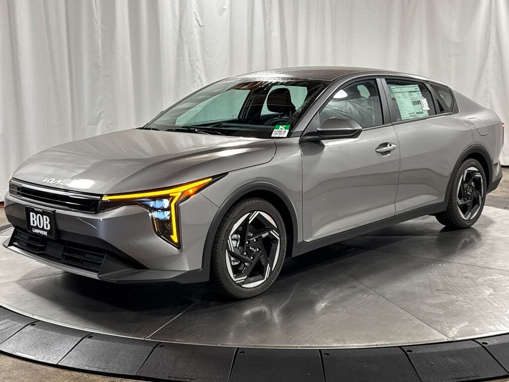 2026 Kia K4 EX