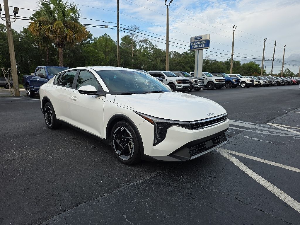 2025 Kia K4 EX