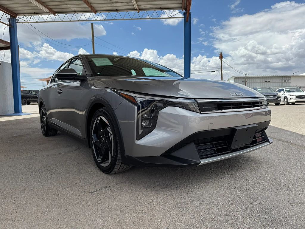 2025 Kia K4 EX