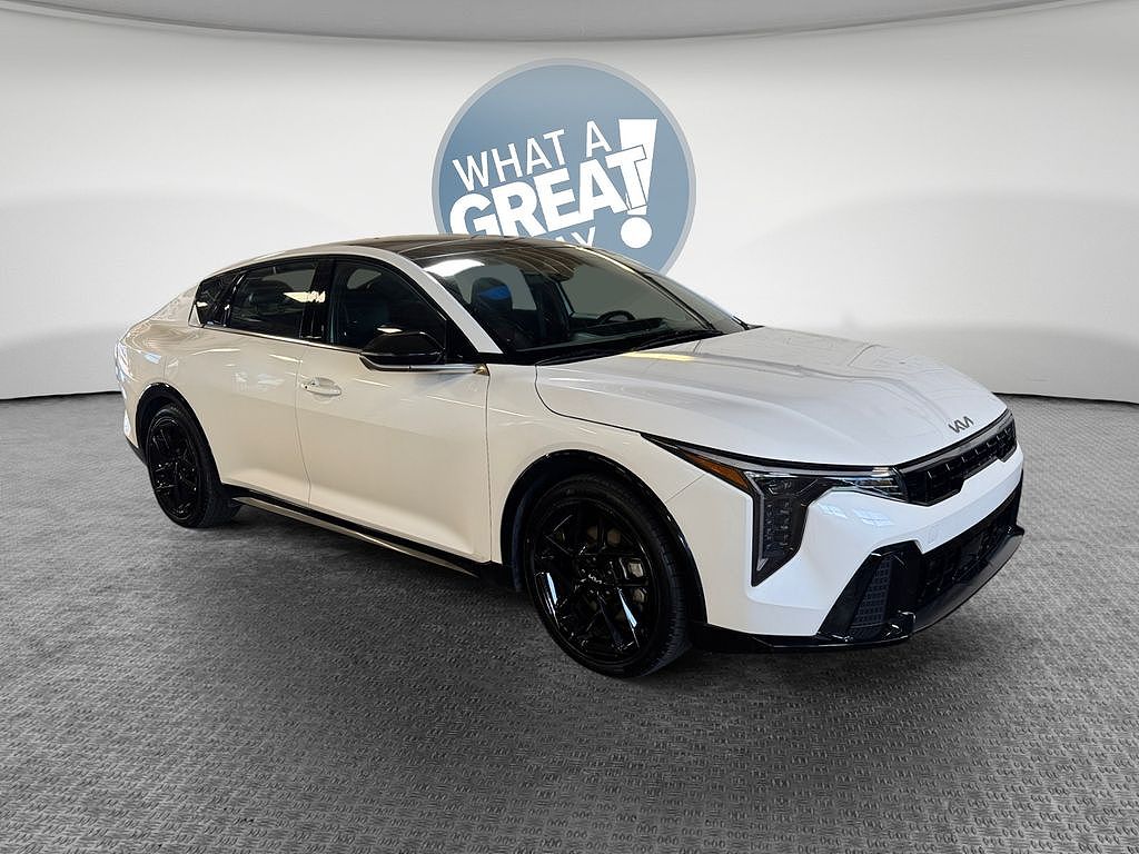 2025 Kia K4 GT-Line Turbo