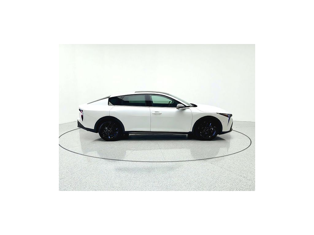 2025 Kia K4 GT-Line Turbo