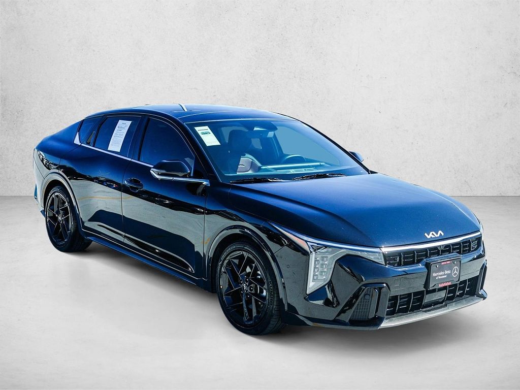 2025 Kia K4 GT-Line Turbo