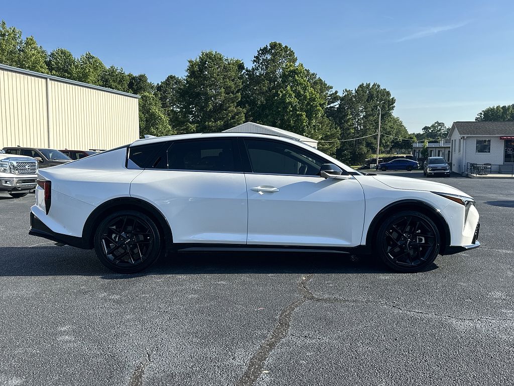 2025 Kia K4 GT-Line Turbo