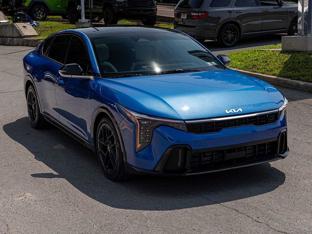 2025 Kia K4 GT-Line Turbo