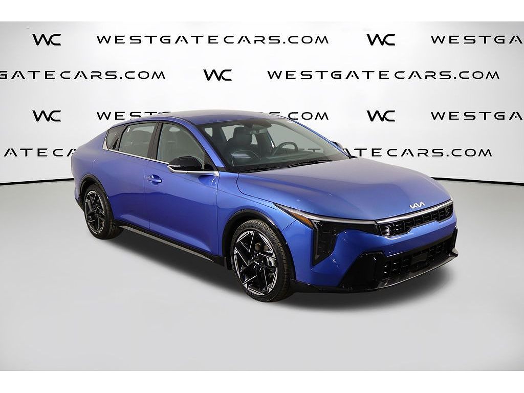 2025 Kia K4 GT-Line