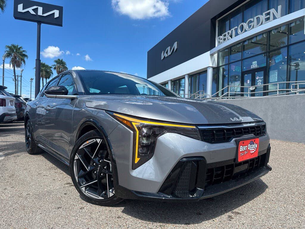 2026 Kia K4 GT-Line