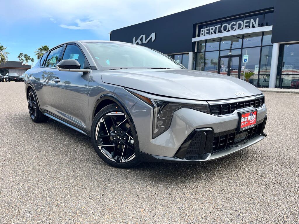 2026 Kia K4 GT-Line