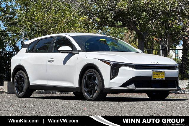 2026 Kia K4 Hatchback EX