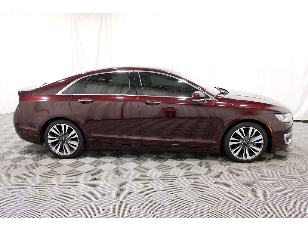 2018 Lincoln MKZ Select