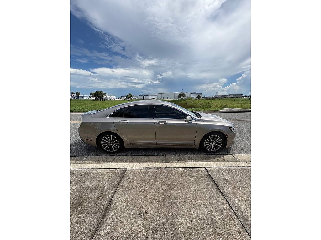 2018 Lincoln MKZ Select