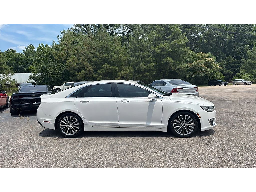 2017 Lincoln MKZ Select