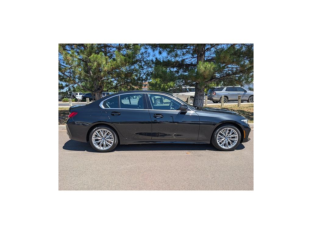 2024 BMW 3 Series 330e xDrive