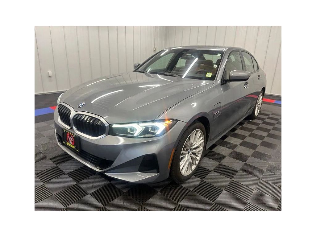 2023 BMW 3 Series 330e xDrive
