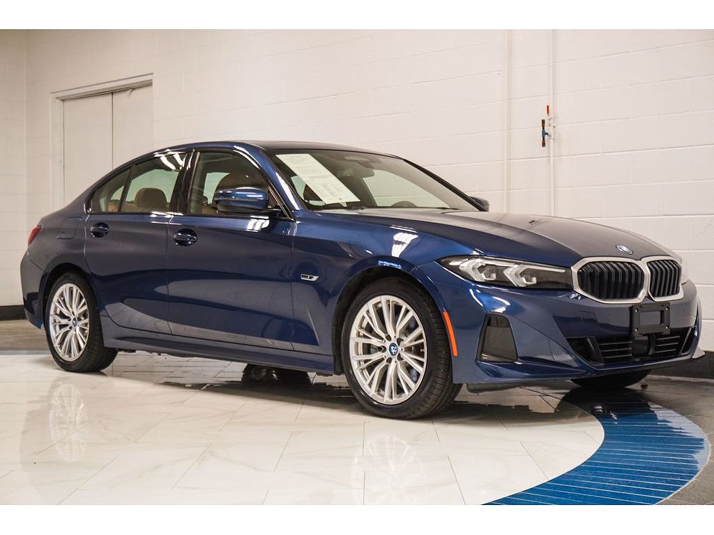 2023 BMW 3 Series 330e xDrive