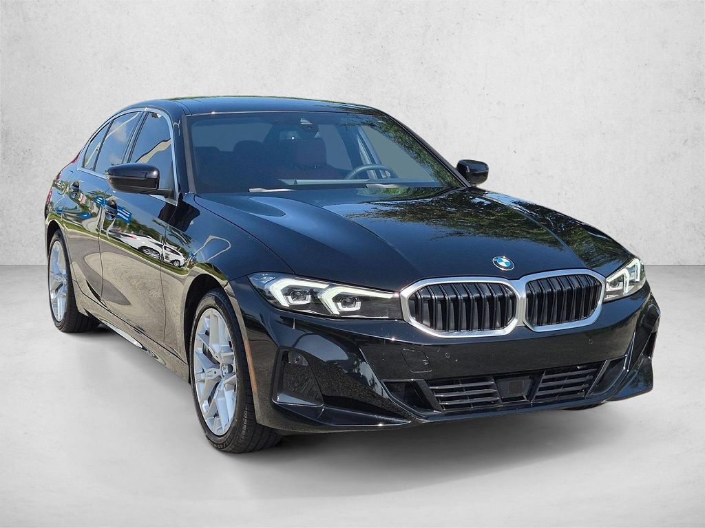 2025 BMW 330i 330i