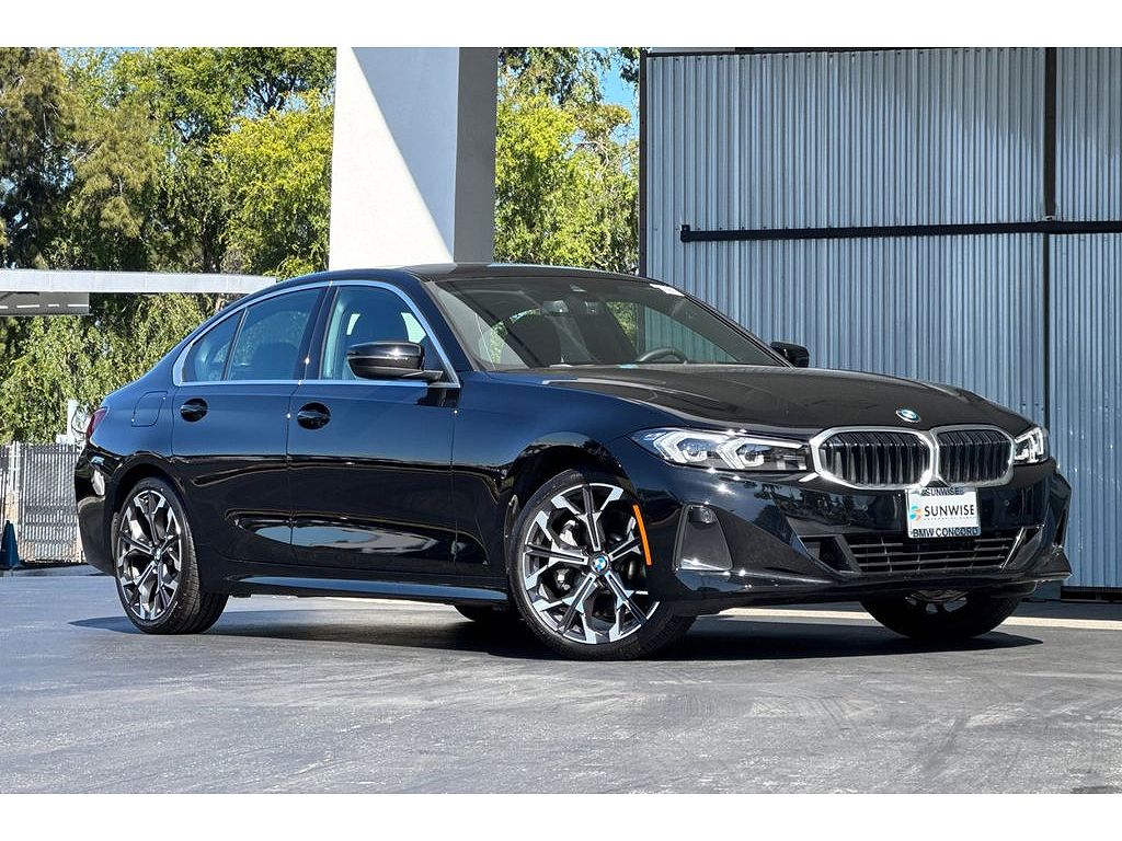 2025 BMW 330i 330i