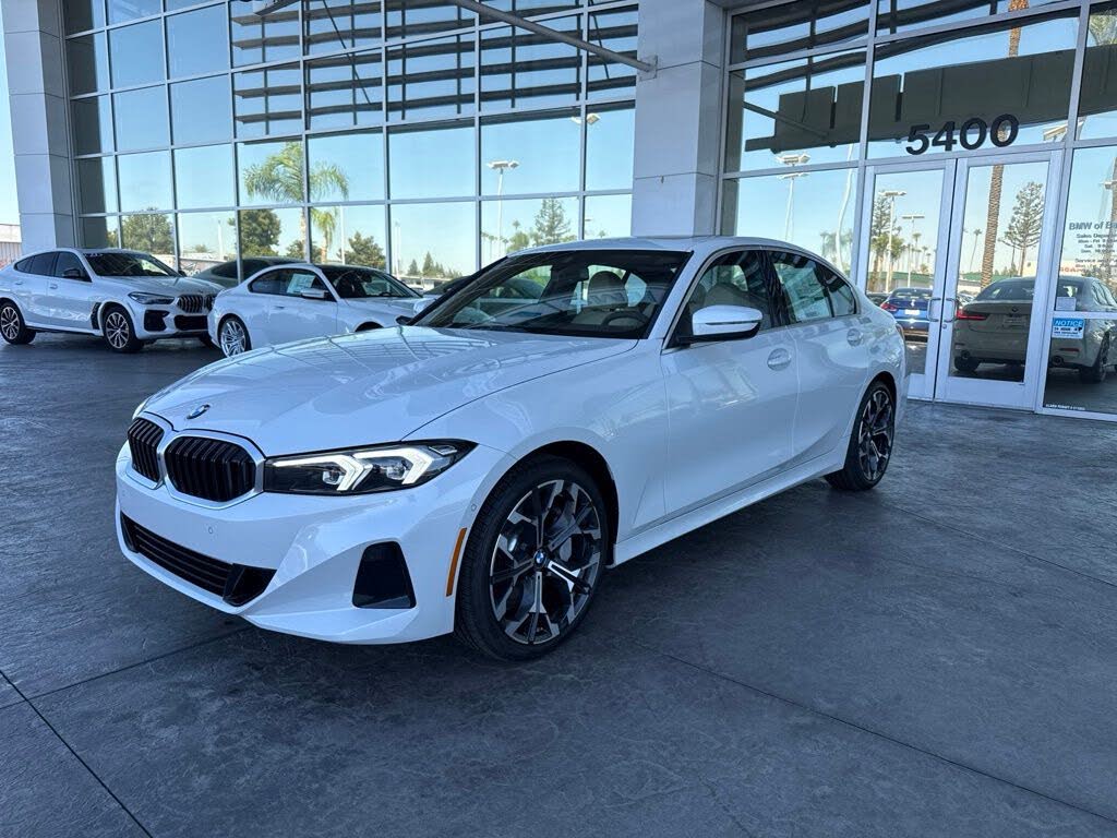 2026 BMW 3 Series 330i