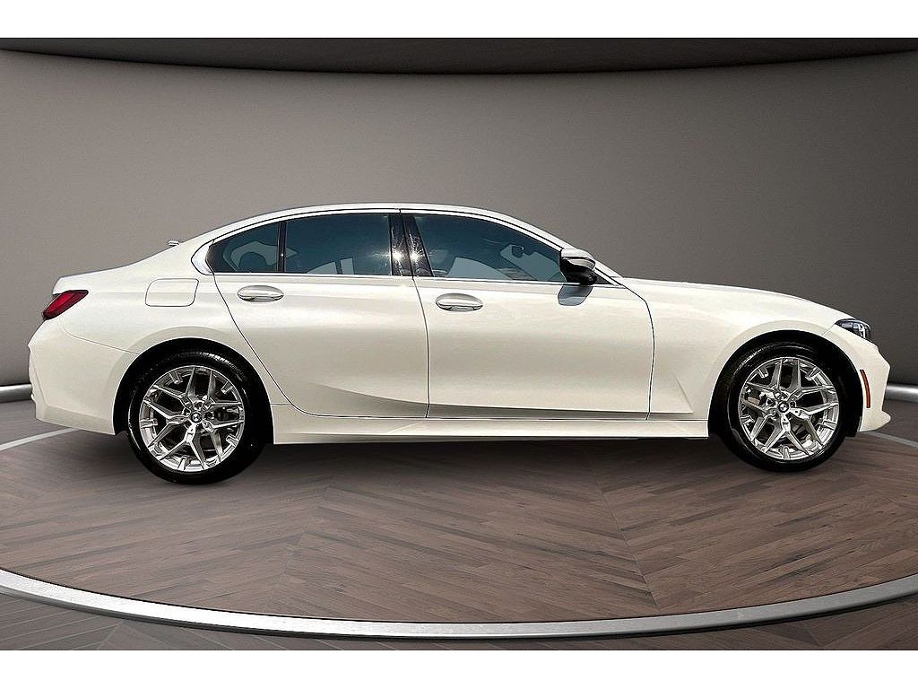 2025 BMW 3 Series 330i