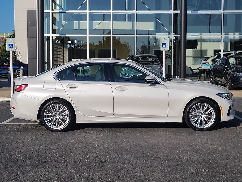 2024 BMW 3 Series 330i