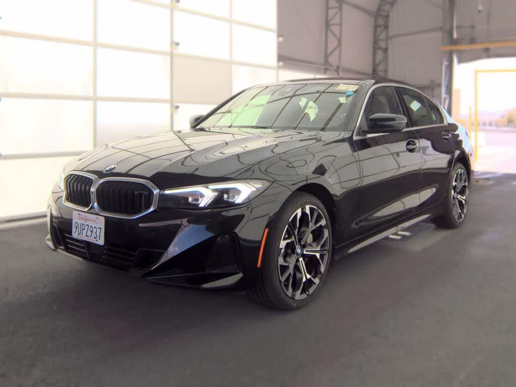 2025 BMW 3 Series 330i xDrive