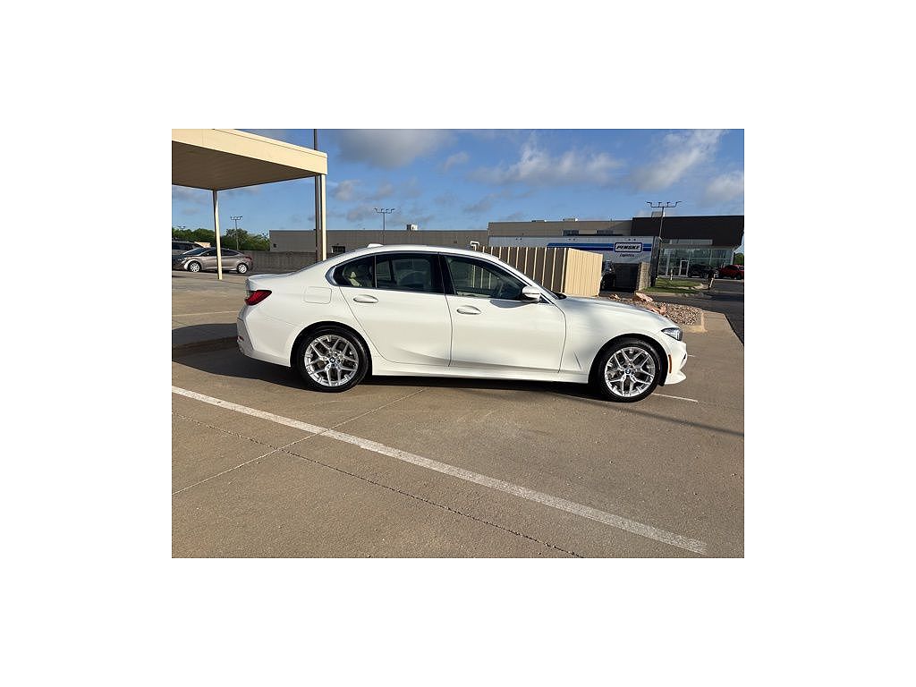 2026 BMW 3 Series 330i xDrive