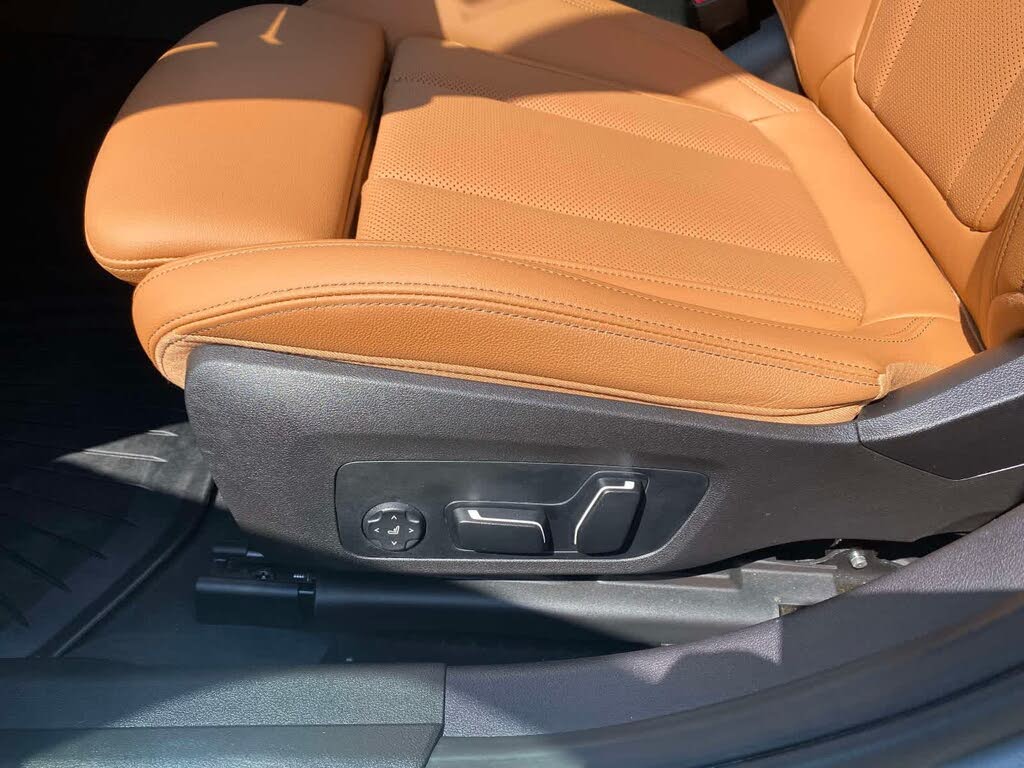 2024 BMW 3 Series 330i xDrive
