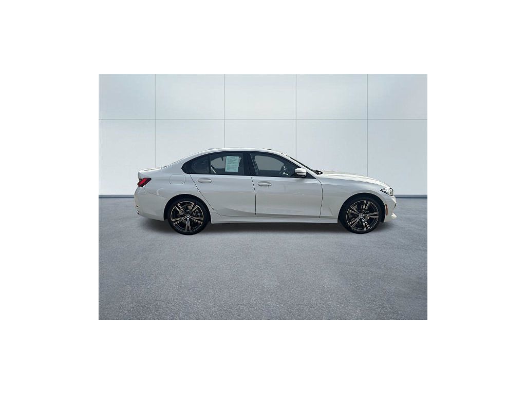2023 BMW 330i xDrive